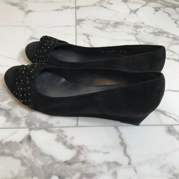Stuart Weitzman Dotson Black Suede Wedge Heels Narrow Size 8 - Picture 6 of 10